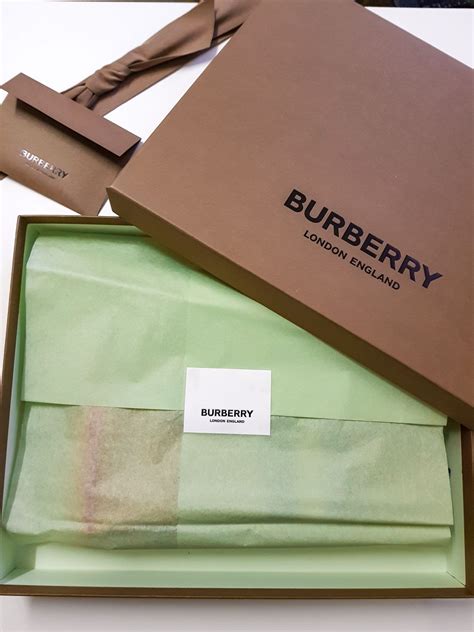 burberry gift box for scarf|most popular burberry scarf.